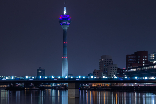 Rheinturm (Rheinturm) - Düsseldorf | Secret World Trip Planner