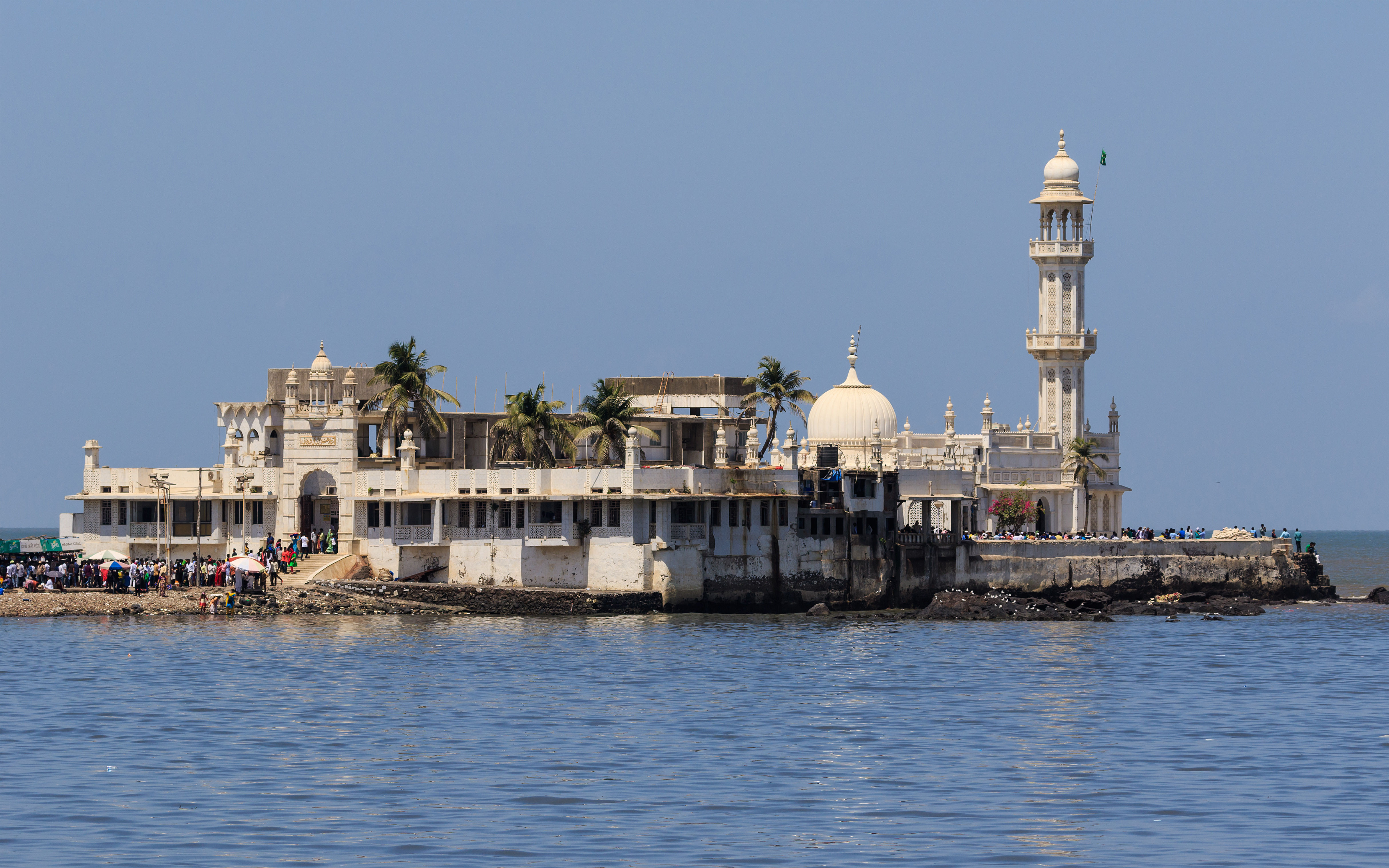 Mumbai: Haji Ali Dargah - una de las mezquitas más famosas. - Mumbai | Secret World Trip Planner