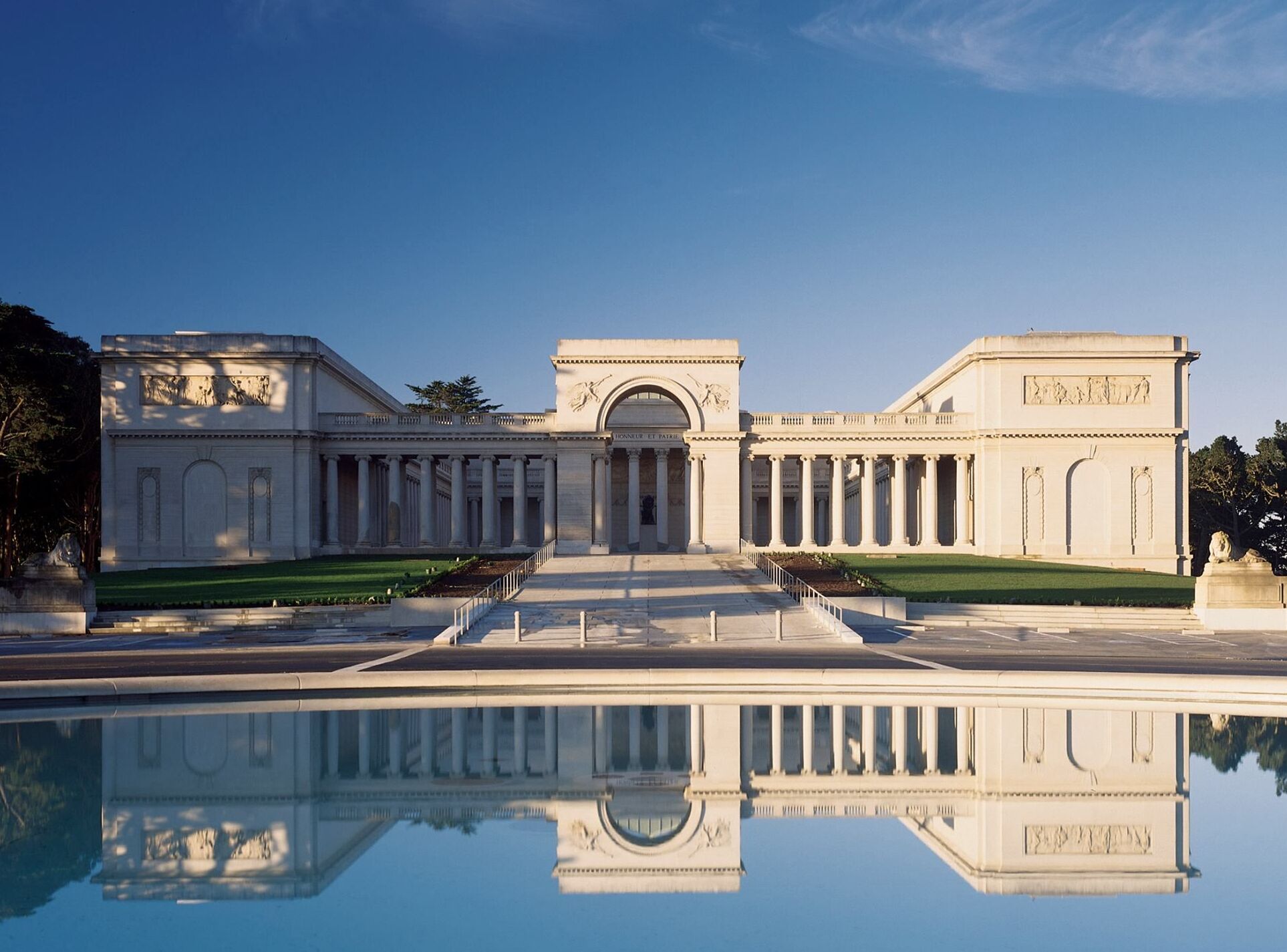 Museos de Bellas Artes de San Francisco - San Francisco | Secret World Trip Planner