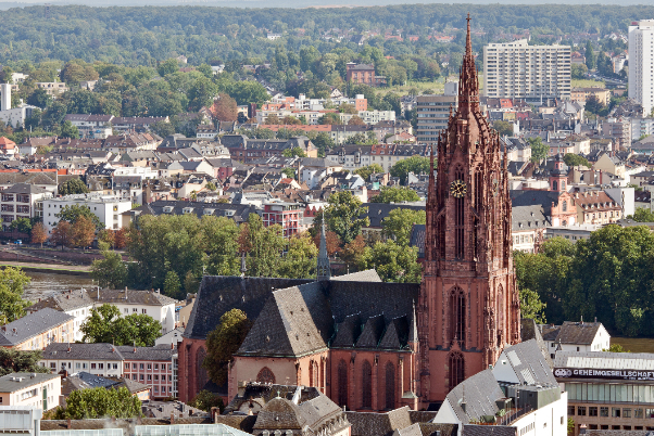Frankfurt: the Cathedral of St. Bartholomew - Frankfurt am Main | Secret World Trip Planner