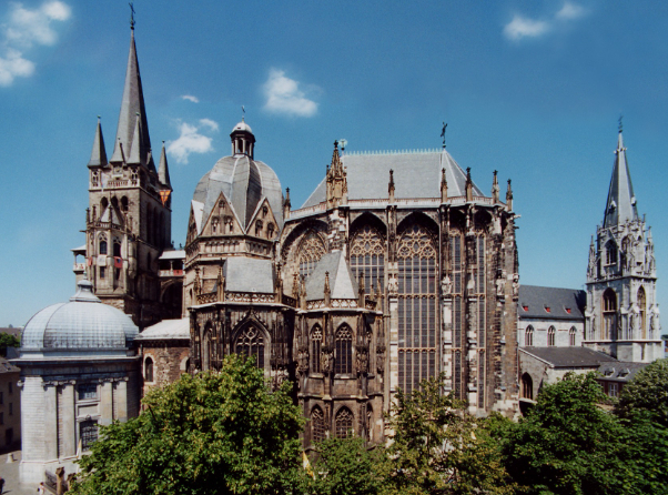 Aachener Dom - Aachen | Secret World Trip Planner