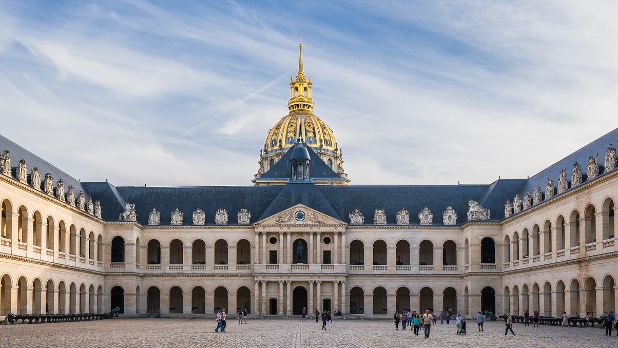 Les Invalides conhecido como Hôtel national des Invalides - Paris | Secret World Trip Planner