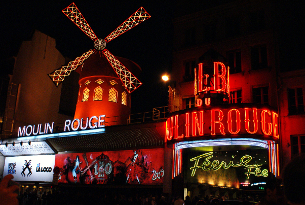 El Moulin Rouge: el cabaret más famoso de París - Paris | Secret World Trip Planner