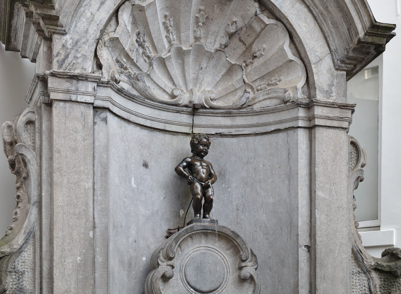 El Manneken-Pis en Bruselas - Bruxelles | Secret World Trip Planner