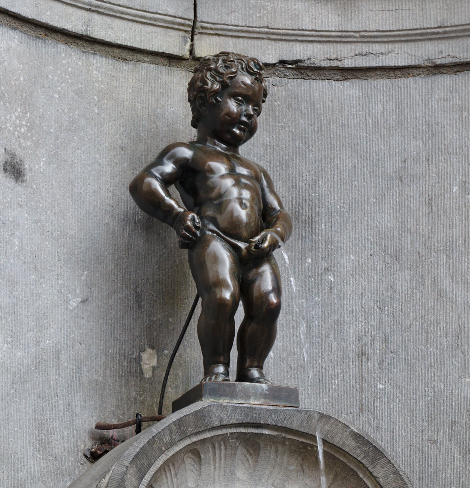 El Manneken-Pis en Bruselas - Bruxelles | Secret World Trip Planner