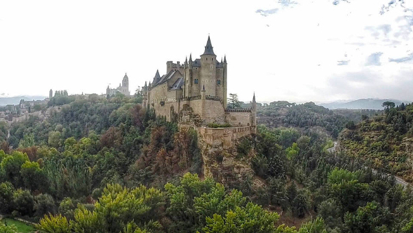 El Alcázar de Segovia ( Castillo de Segovia ) - Segovia | Secret World Trip Planner