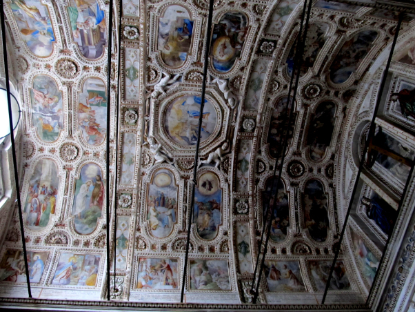 Inverigo: Iglesia de Sant'Andrea al Navello - Inverigo | Secret World Trip Planner