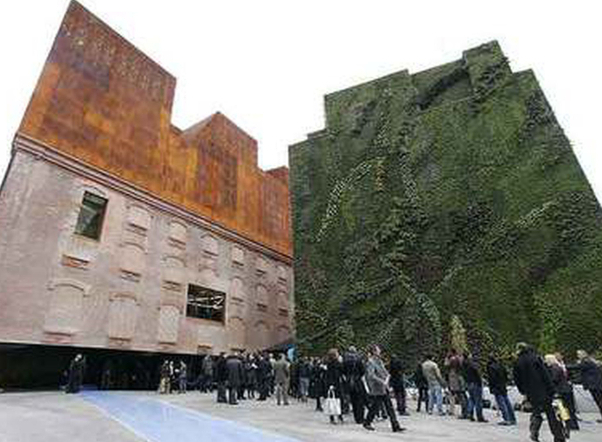 Caixa Forum - La Fundaciò La Caixa - Madrid | Secret World Trip Planner