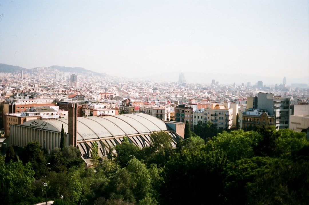 Gracia, el pulmón verde de Barcelona - Barcellona | Secret World Trip Planner