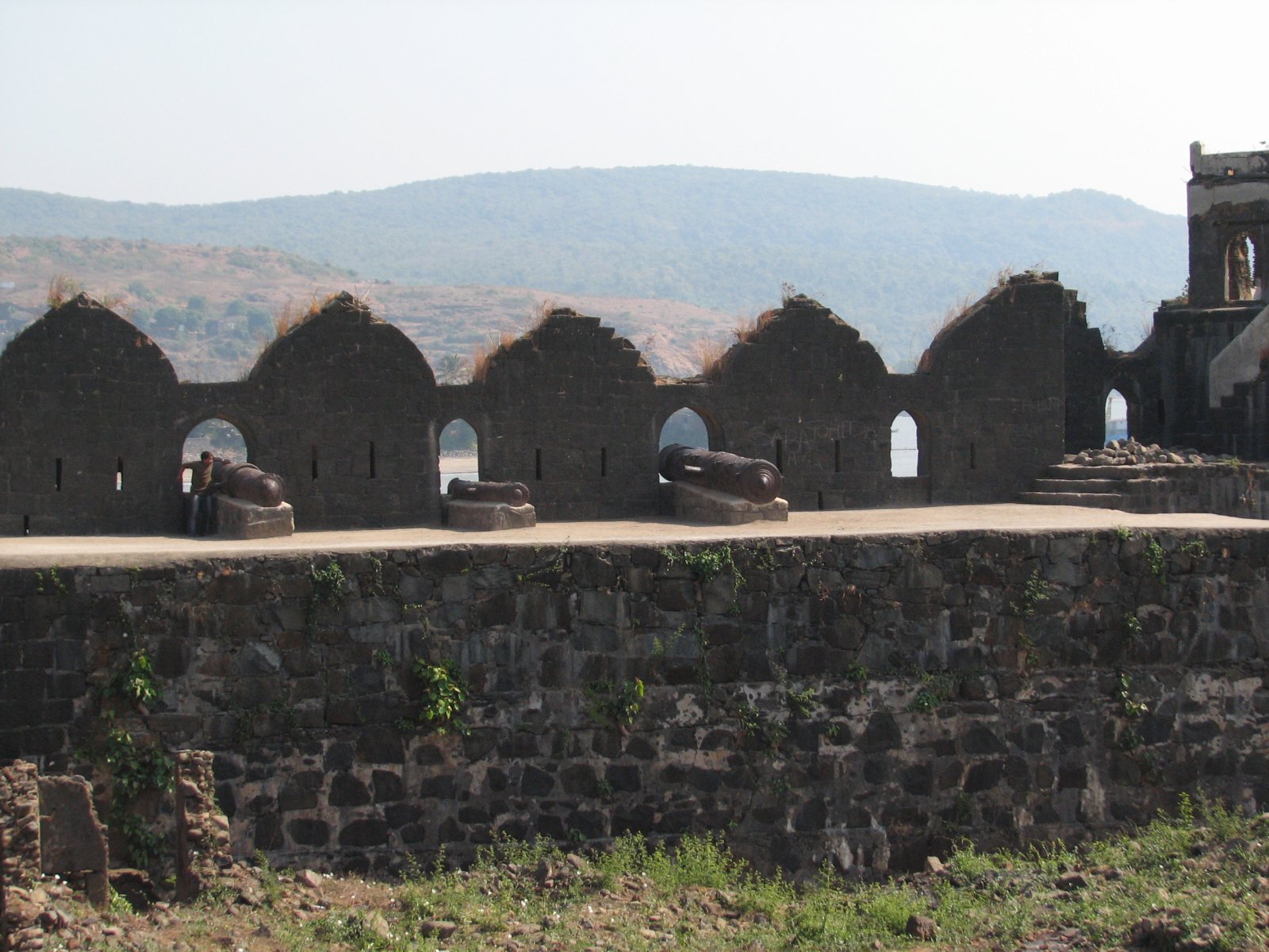 Murud Janjira - Uno de los fuertes marinos más fuertes de la India - Murud Janjira Fort Boat Rte | Secret World Trip Planner
