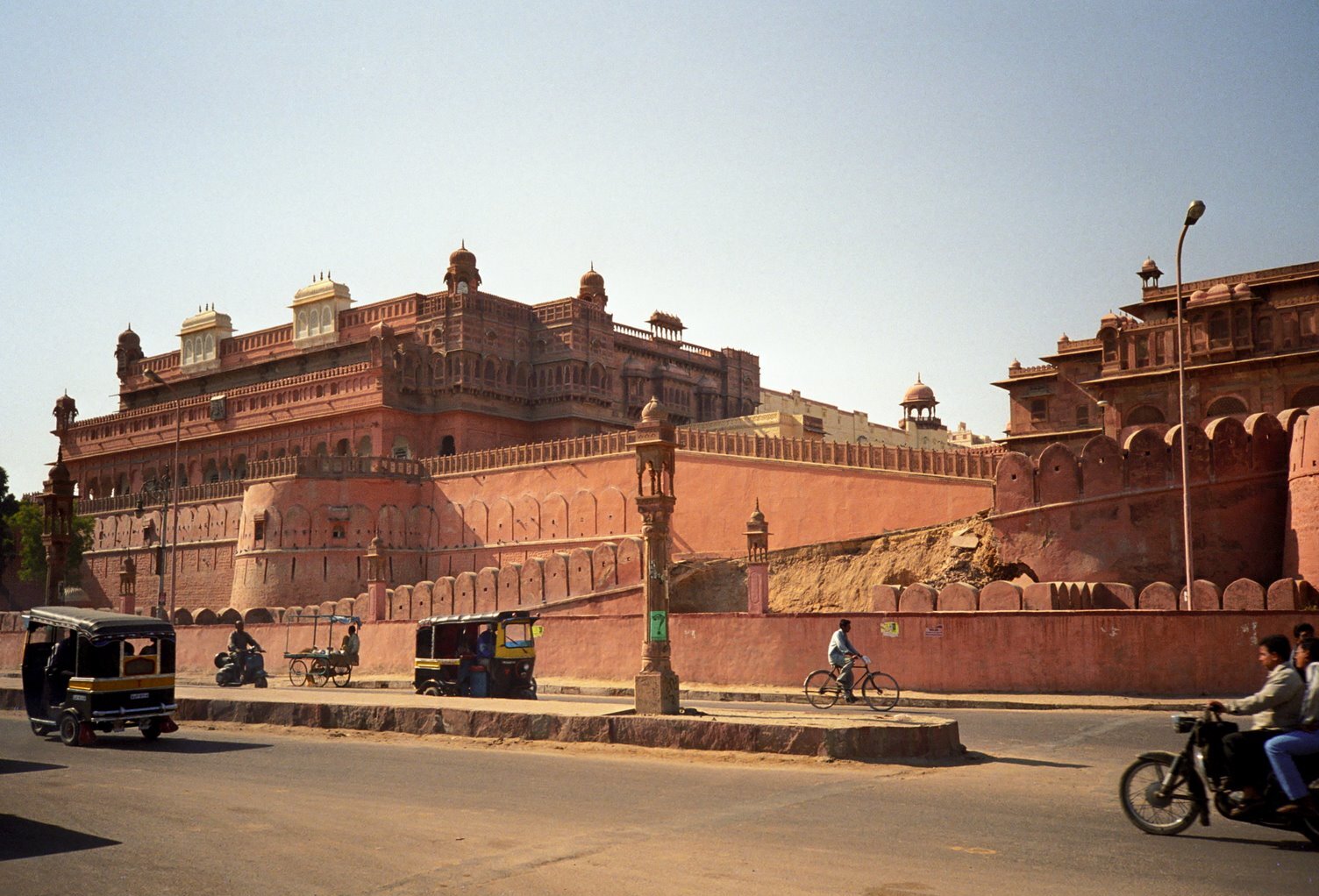 Junagarh Fort: One of the most famous forts in Rajasthan - Bikaner | Secret World Trip Planner