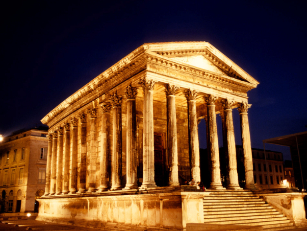 Maison Carèe, kuil Romawi kuno di Nîmes - Nîmes | Secret World Trip Planner