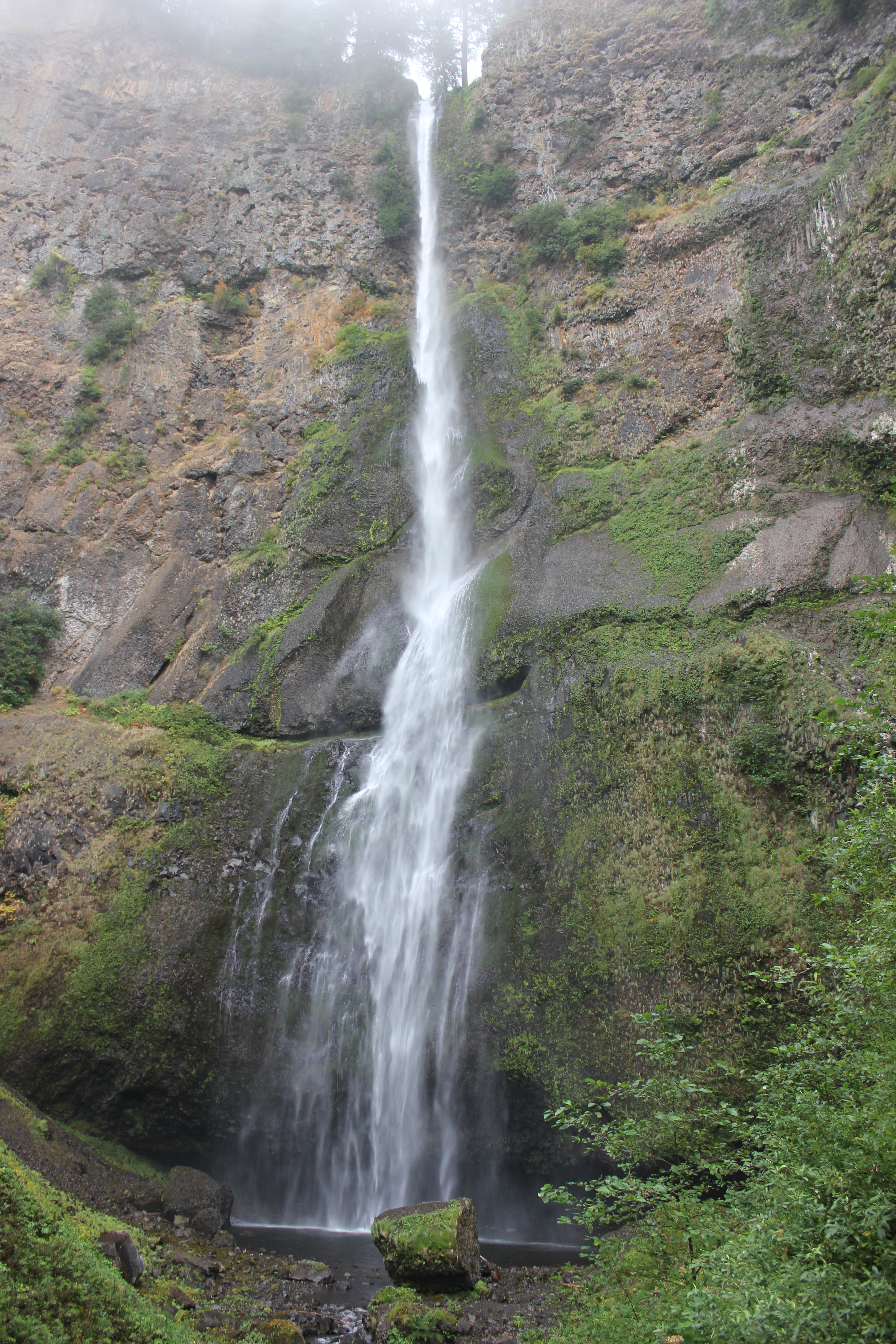 Portland: Multnomah Falls - Multnomah Falls | Secret World Trip Planner