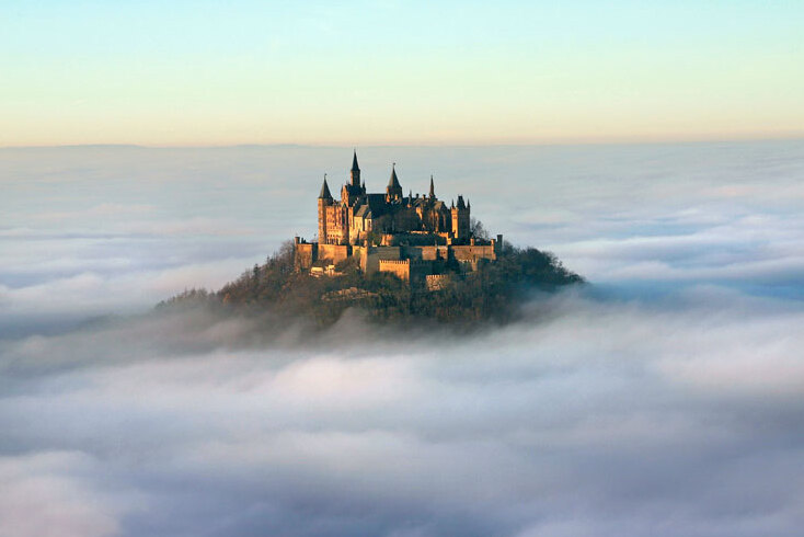 Castillo de Hohenzollern - Albstadt | Secret World Trip Planner
