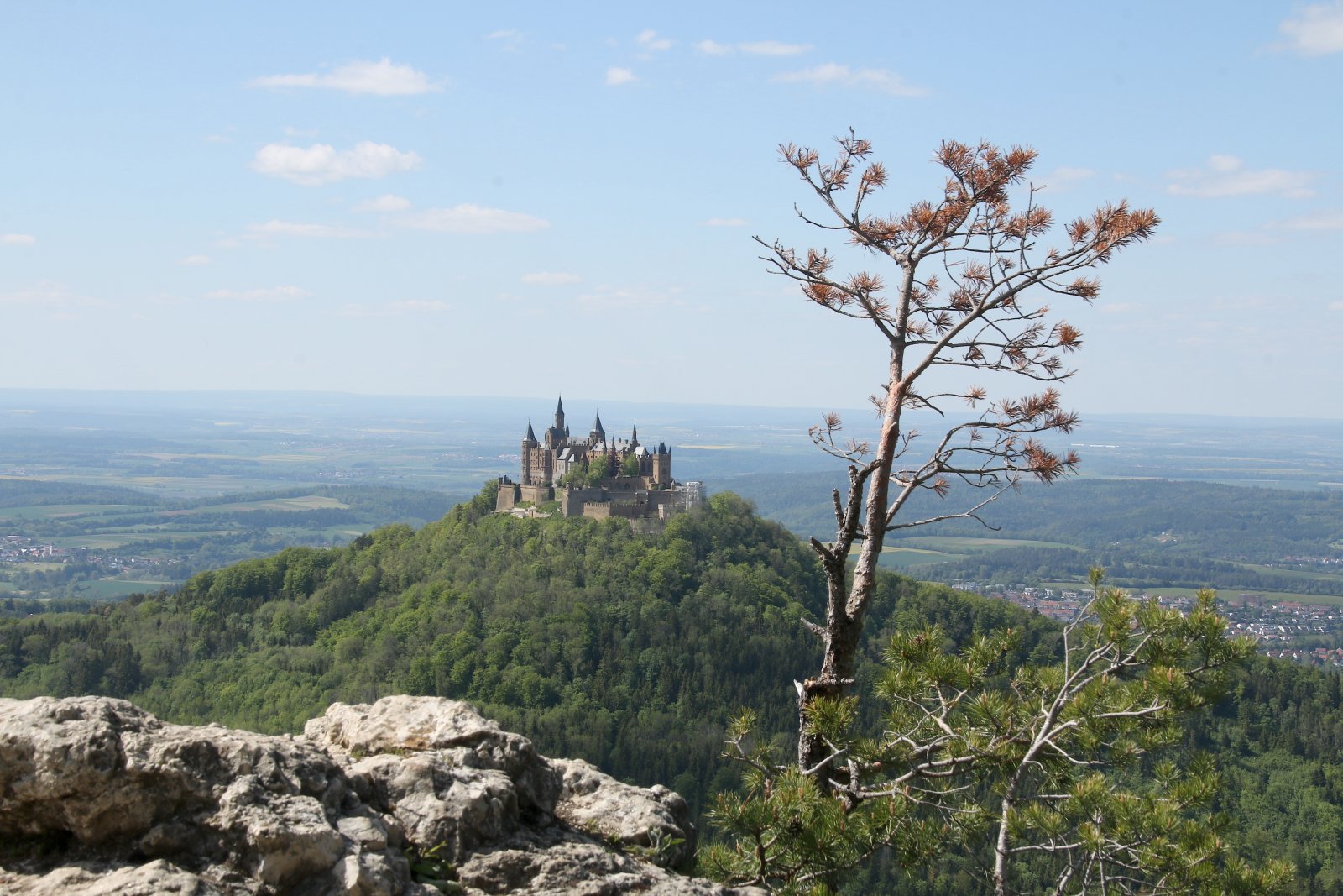 Castillo de Hohenzollern - Albstadt | Secret World Trip Planner