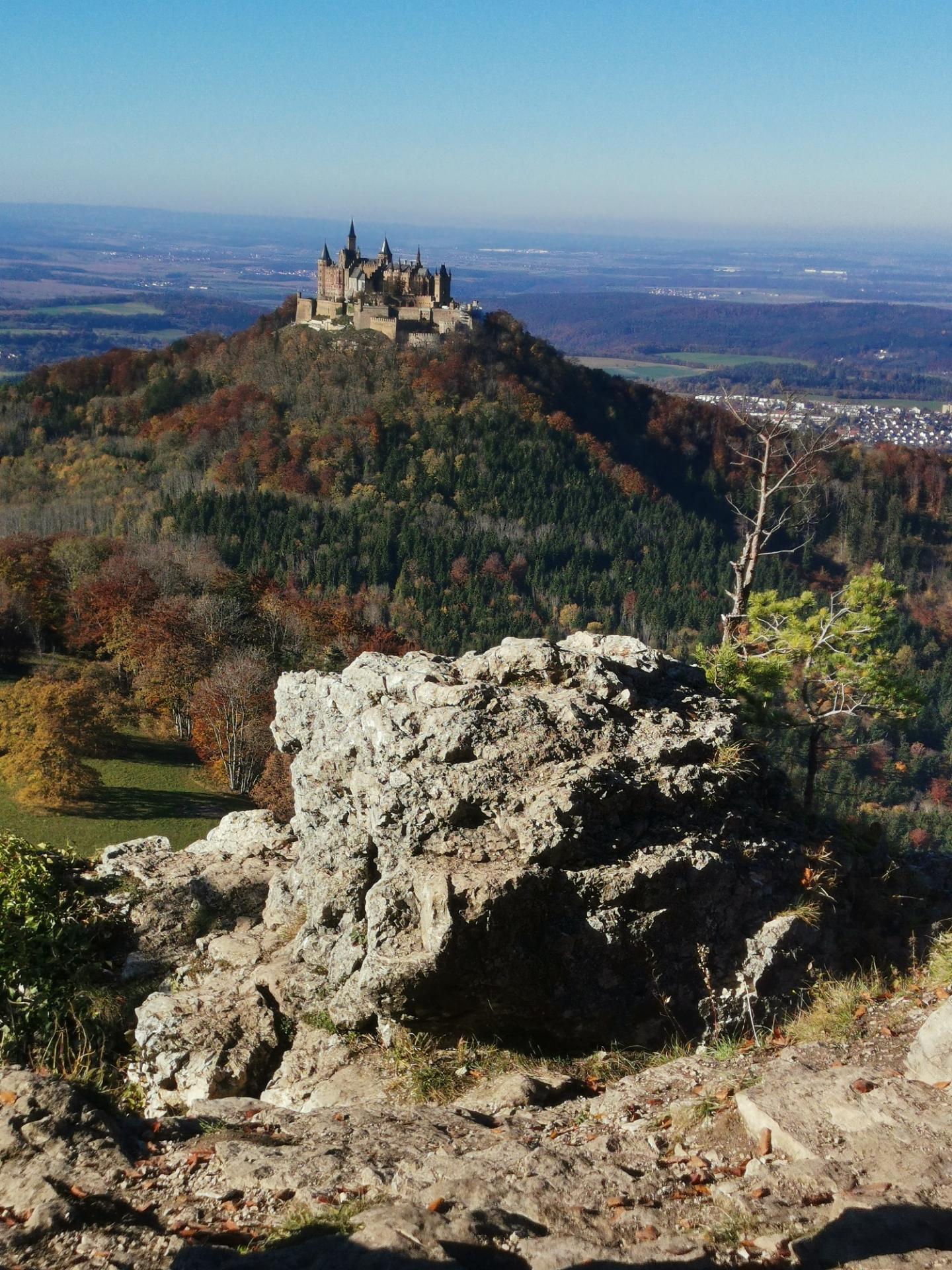 Castillo de Hohenzollern - Albstadt | Secret World Trip Planner