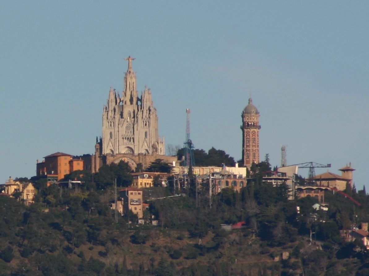 Barcellona και το εντυπωσιακό Tibidabo Cathedral del Sagrat Cor-Secret World - Barcellona | Secret World Trip Planner