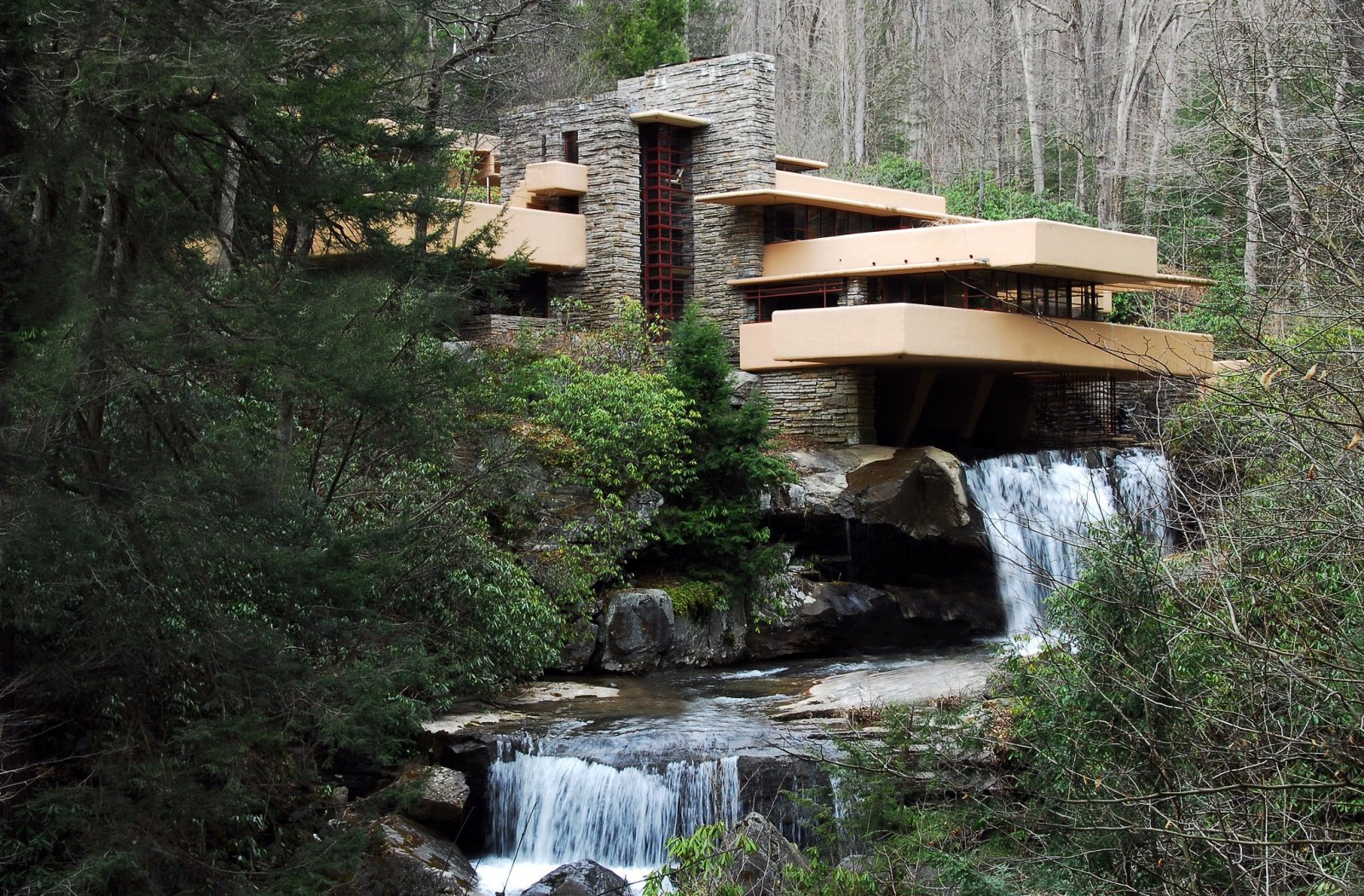 Fallingwater o Residencia Kaufmann de Frank Lloyd - Mill Run | Secret World Trip Planner