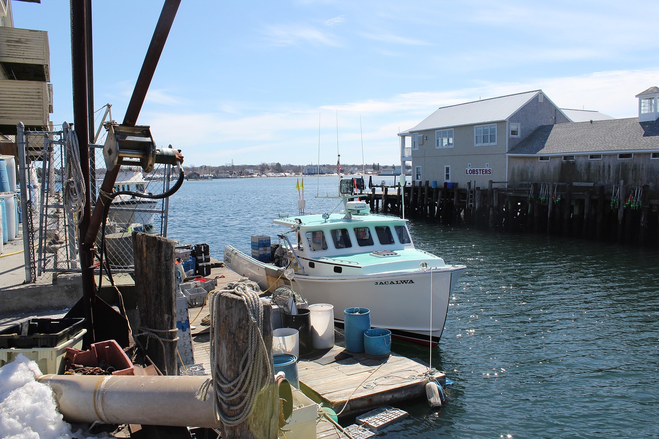 Lobster the true symbol of Maine - Maine | Secret World Trip Planner