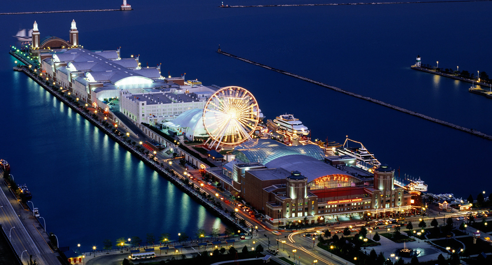 Navy Pier es un muelle de Chicago de 1.300 metros de largo - Chicago | Secret World Trip Planner