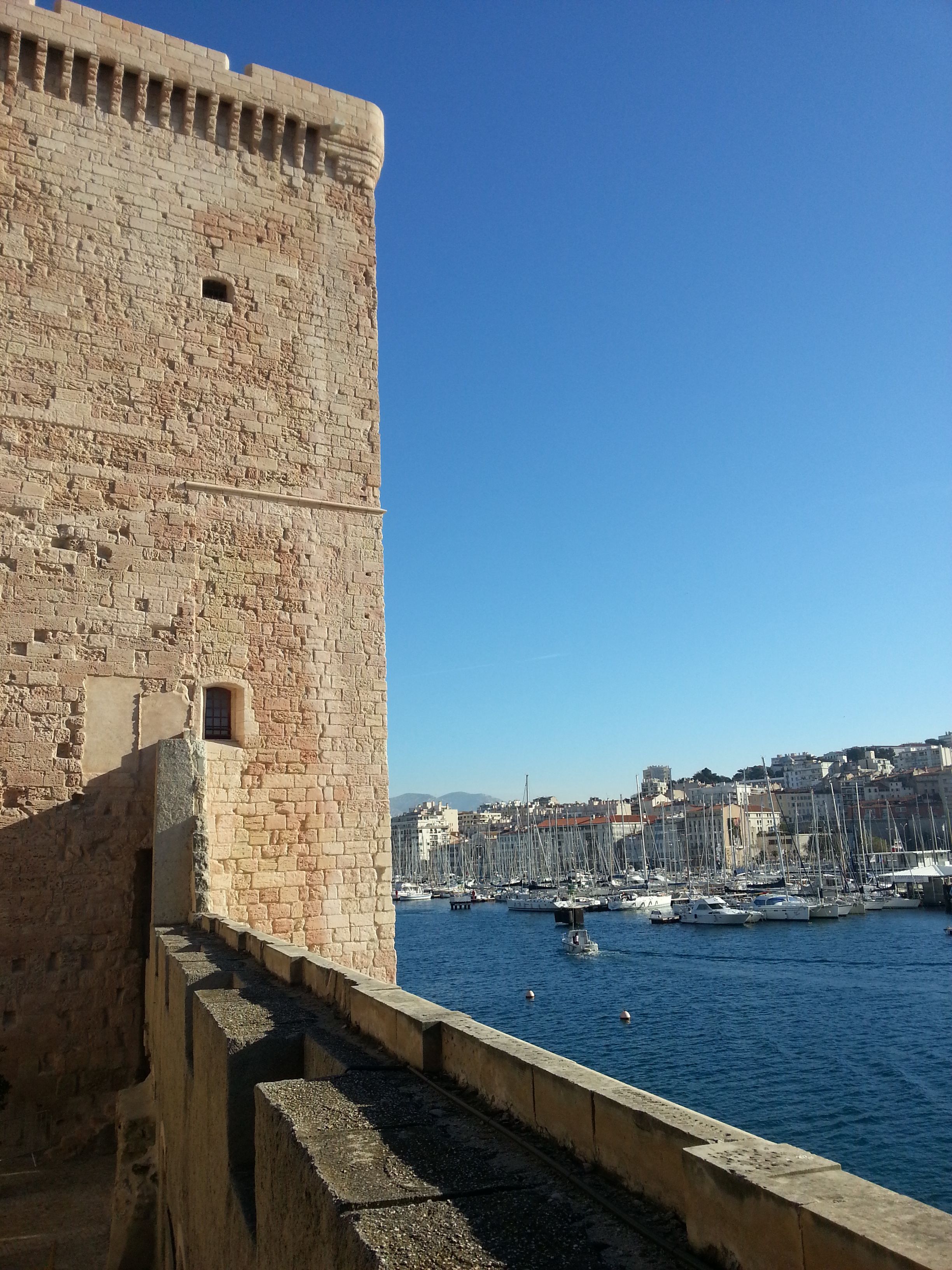 Fuerte Saint-Jean en Marsella - Marseille | Secret World Trip Planner