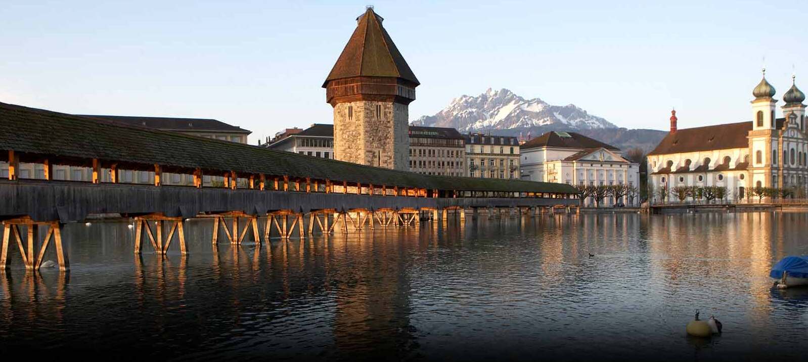The Chapel Bridge (Kapellbrücke) - Lucerna | Secret World Trip Planner