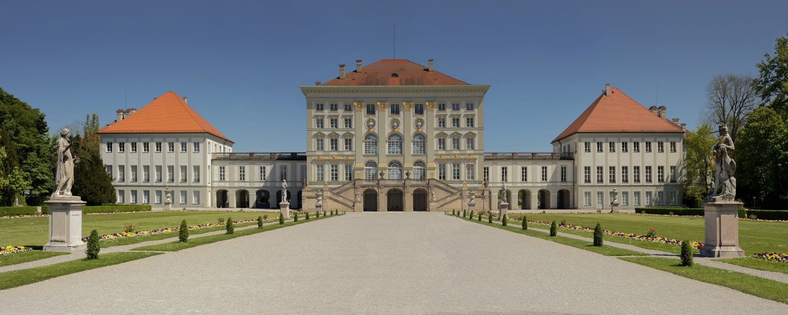 El Palacio de Nymphenburg es un palacio barroco de Múnich - München | Secret World Trip Planner
