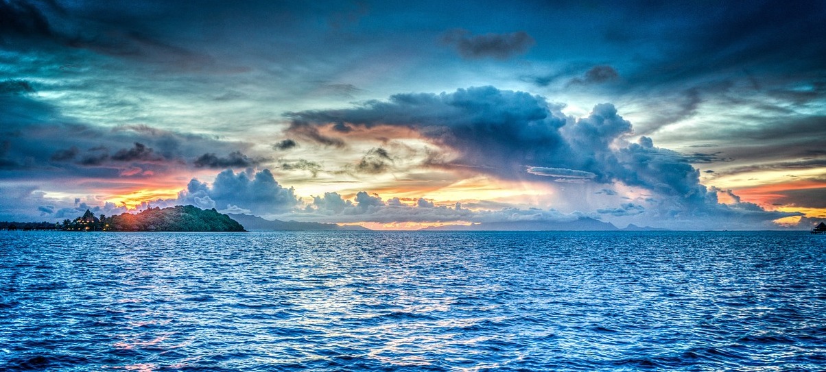 Matira es la más famosa de las playas de Tahití - Bora Bora | Secret World Trip Planner