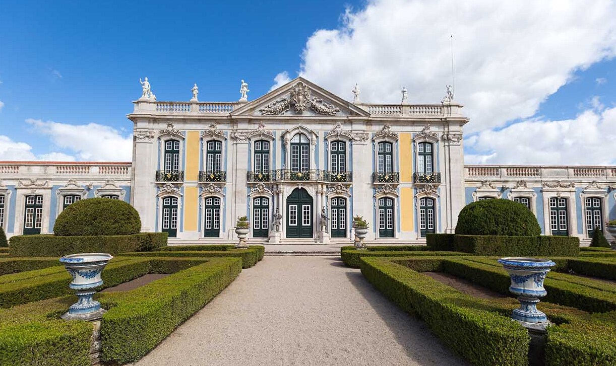 The National Palace of Queluz and its historical gardens — Queluz