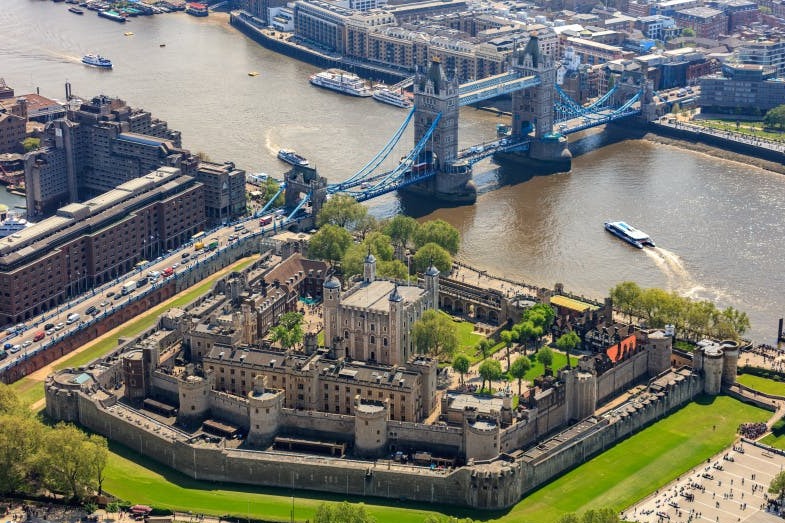 La Torre de Londres: una de las atracciones más visitadas de Londres - El Mundo Secreto - Tower Bridge | Secret World Trip Planner