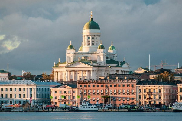 Helsinki Cathedral - Helsingfors | Secret World Trip Planner