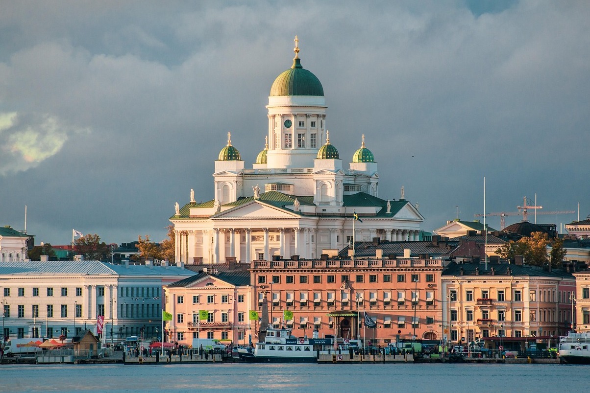Helsinki Cathedral - Helsingfors | Secret World Trip Planner