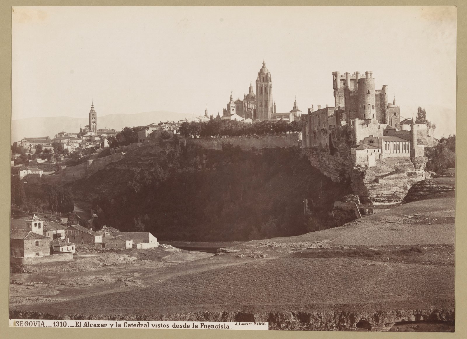 Segovia Cathedral (1525-1577) - Segovia | Secret World Trip Planner