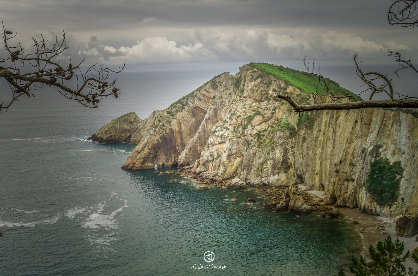 Playa del Silencio : L'une des plus belles plages d'Espagne - Secret World - Playa del Silencio O Gaviero | Secret World Trip Planner