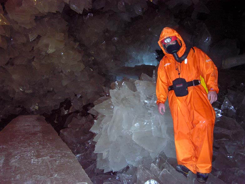 La mina Naica y sus extraordinarios cristales de selenita. - Naica | Secret World Trip Planner