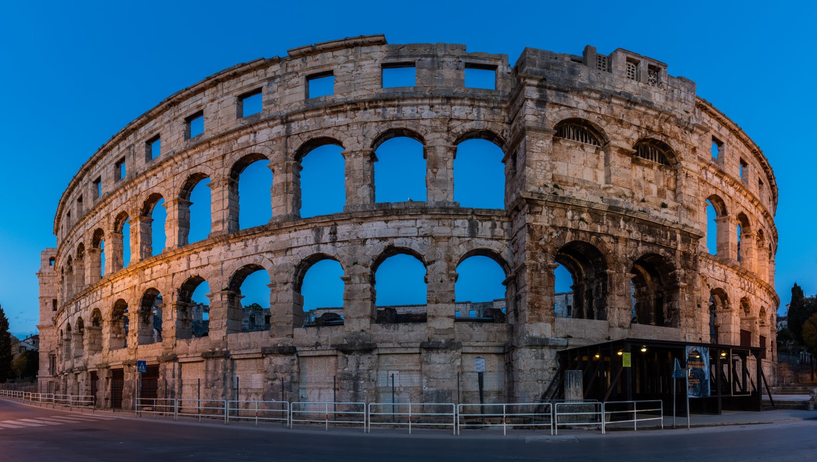 La Arena de Pula es la sexta arena romana más grande que se conserva. - Pula | Secret World Trip Planner