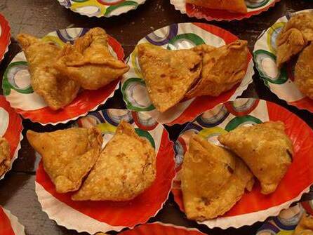 Mumbai: Samosa, las deliciosas albóndigas... - Gurukripa | Secret World Trip Planner