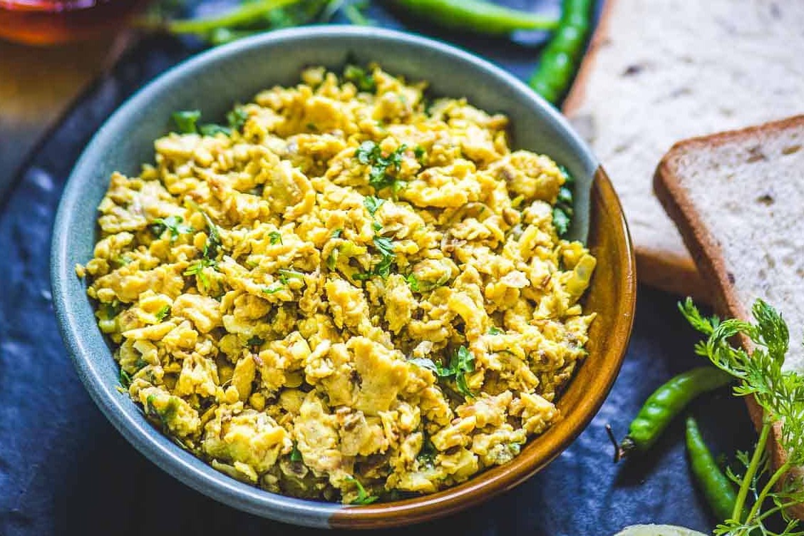 Akuri - desayuno tradicional Parsi. - Secret World - Mumbai | Secret World Trip Planner