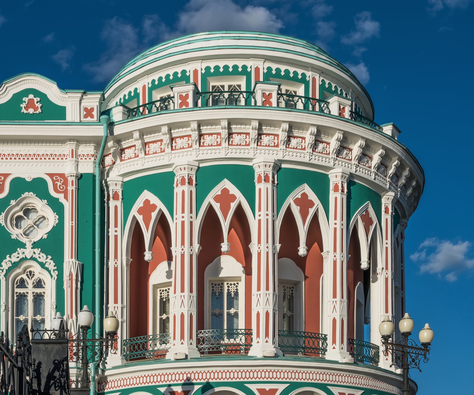 Ekaterinburg, dove Europa e Asia si uniscono - Ekaterinburg | Secret World Trip Planner