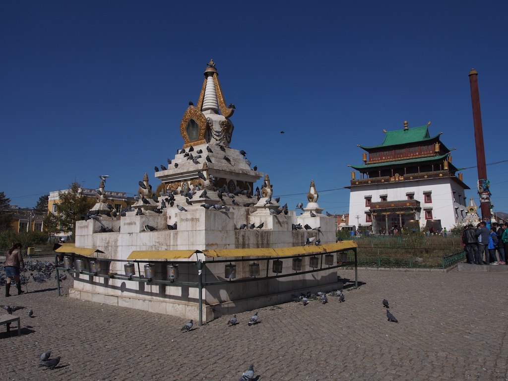 Buddhist Gandan Monastery in Mongolia - Ulaanbaatar | Secret World Trip Planner