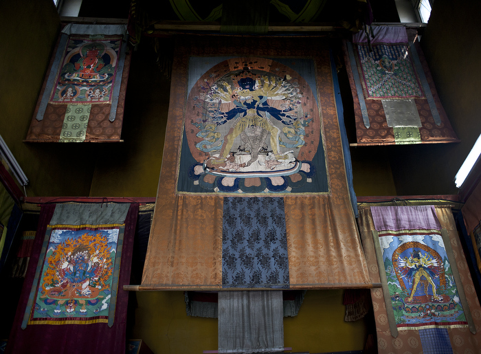 Buddhist Gandan Monastery in Mongolia - Ulaanbaatar | Secret World Trip Planner