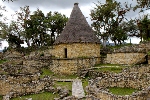 The fortress of Kuelap or Cuélap — Carretera a Kuelap