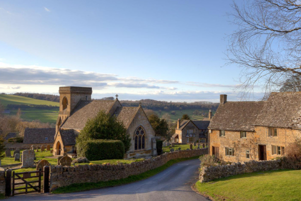 The limestone hills of Cotswoolds - Bibury | Secret World Trip Planner