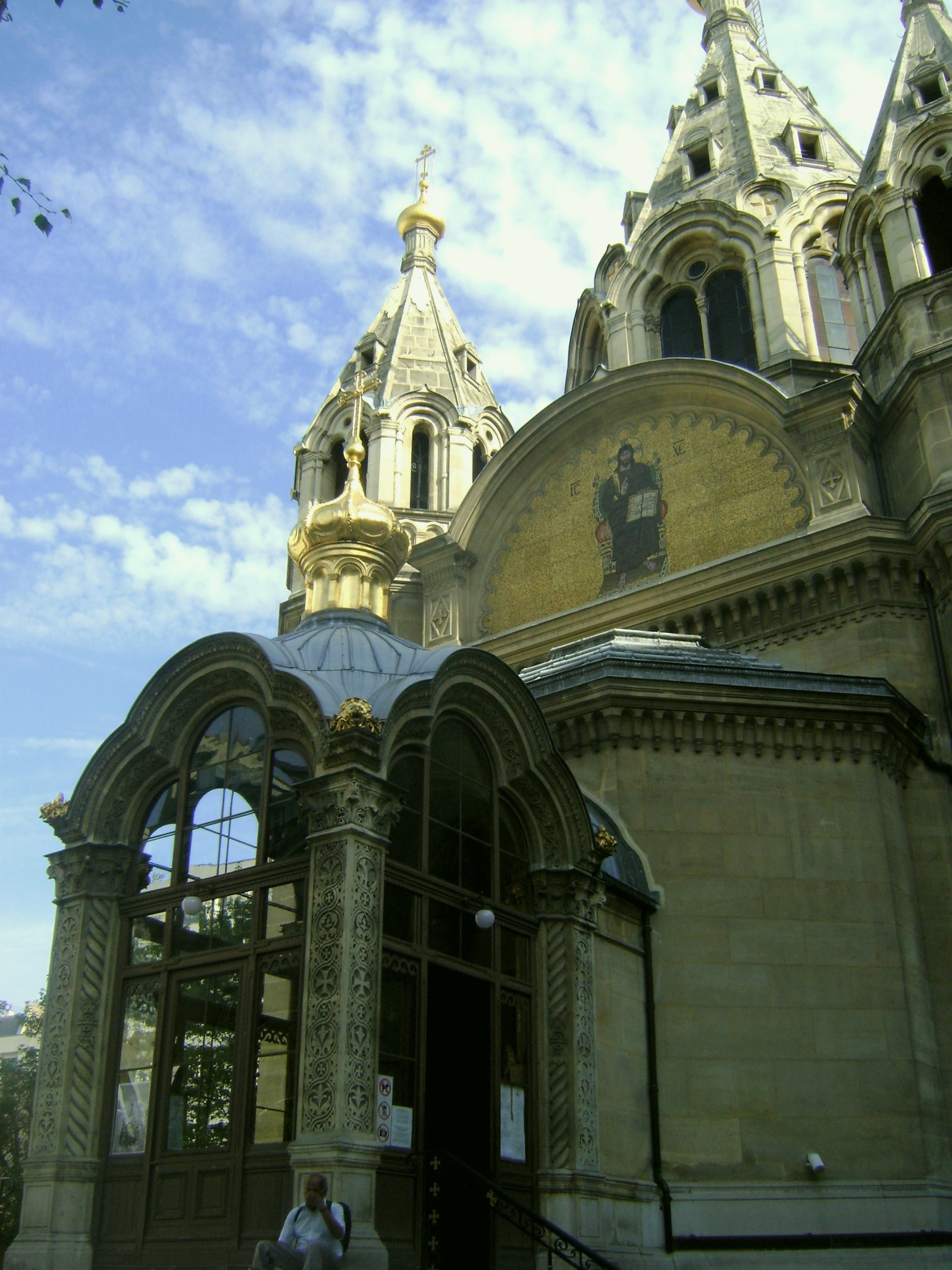 París | Catedral de Saint-Alexandre-Nevsky - Paris | Secret World Trip Planner