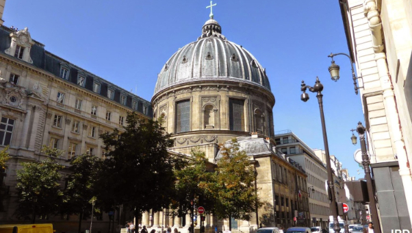 Iglesia de Nuestra Señora de la Asunción - Paris | Secret World Trip Planner