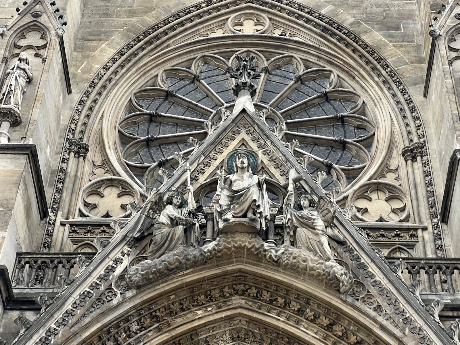 Basílica de Sainte-Clotilde - París - Paris | Secret World Trip Planner