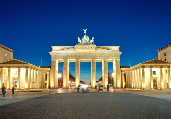 Gerbang Brandenburg, simbol kota Berlin - Berlin | Secret World Trip Planner