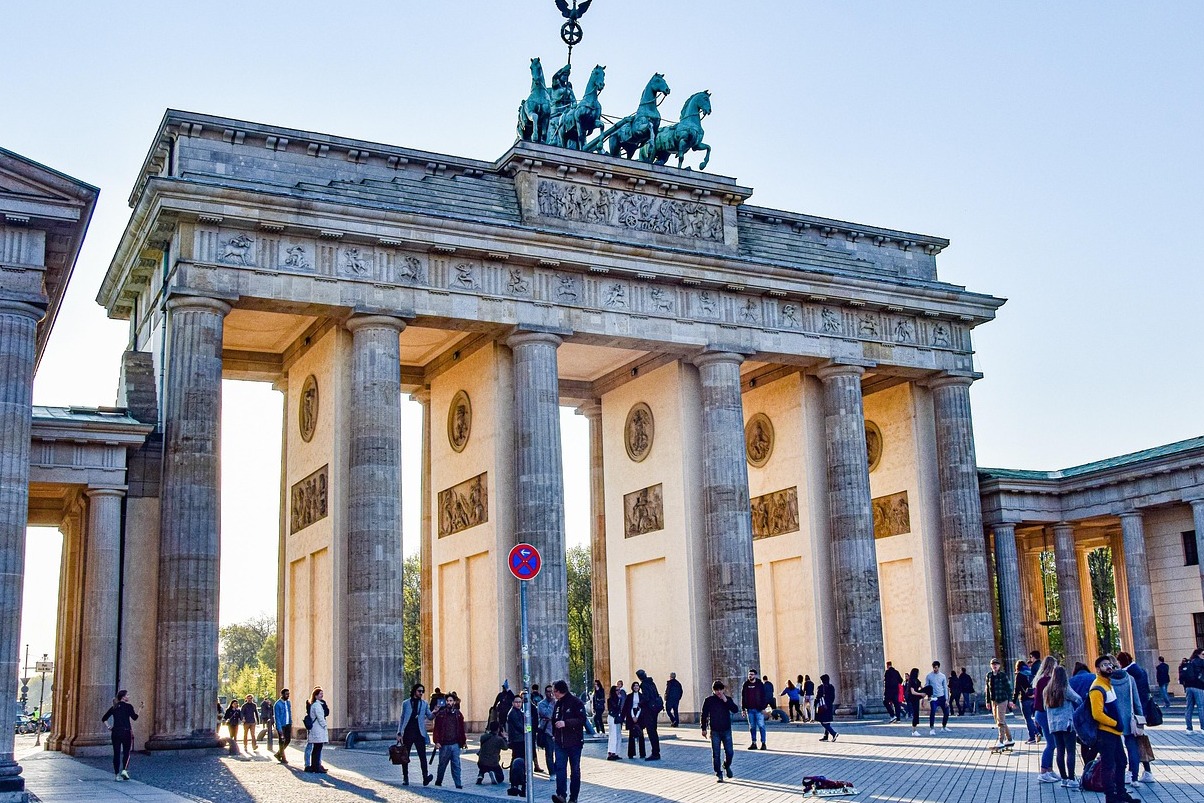 Gerbang Brandenburg, simbol kota Berlin - Berlin | Secret World Trip Planner