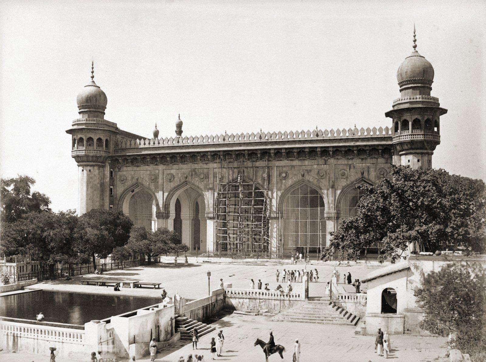 Hyderabad's Mecca Masjid - Hyderabad | Secret World Trip Planner