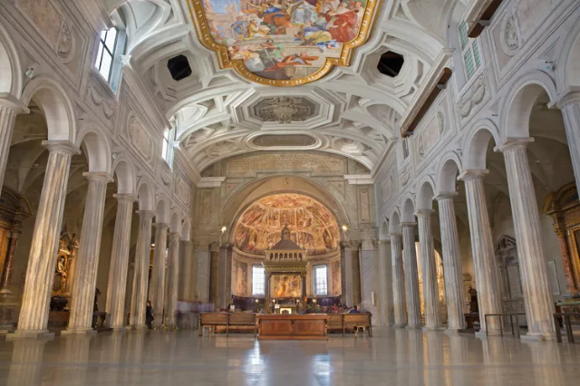 Basilika San Pietro ing Vincoli - Roma | Secret World Trip Planner